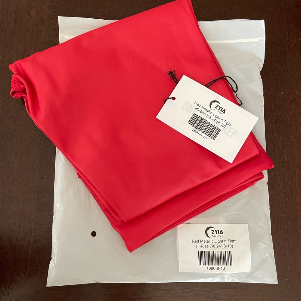 NWT ZYIA Red Metallic light and tights 7/8, size 8-10